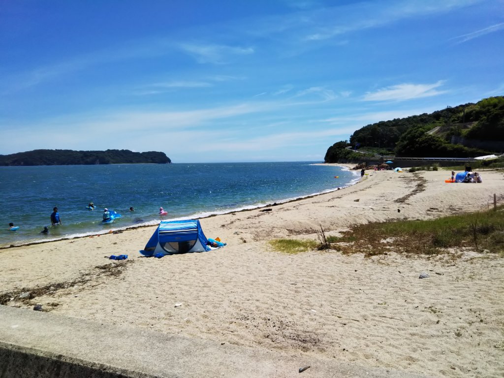 鎌野海水浴場は透明度が高い 高松市庵治町 あははライフ