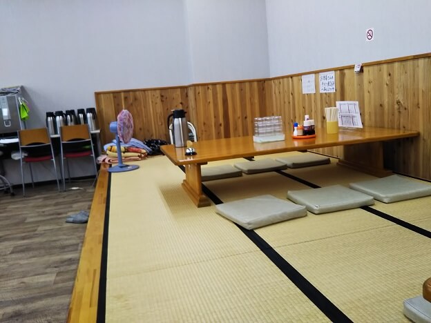 ラーメンいのよし　座敷席