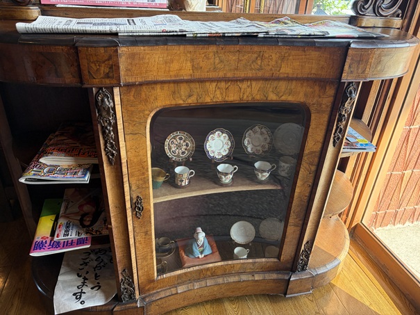 ヨーロピアン珈琲長崎屋 家具