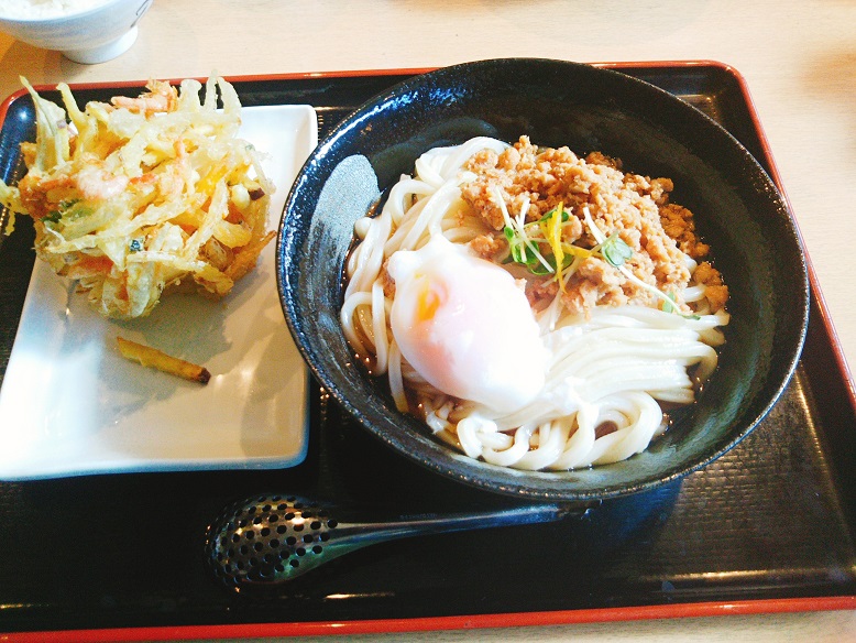 せんり鶏の親子ぶっかけ