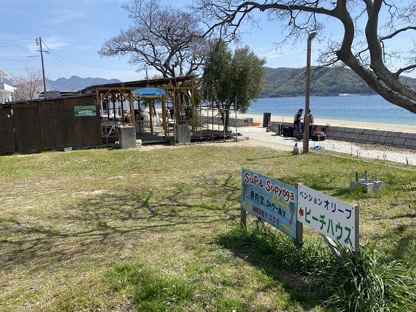 オリーブビーチ 青い海と白い砂浜 小豆島最大の海水浴場 あははライフ