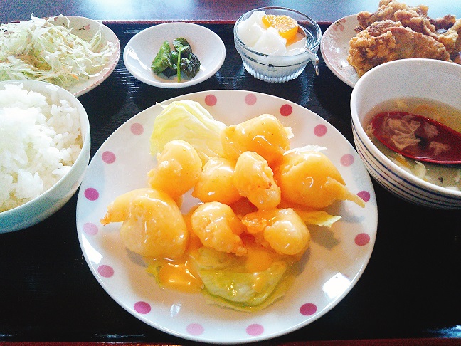 雪梅園　エビマヨ定食