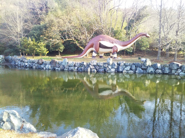恐竜公園　アパトサウルス