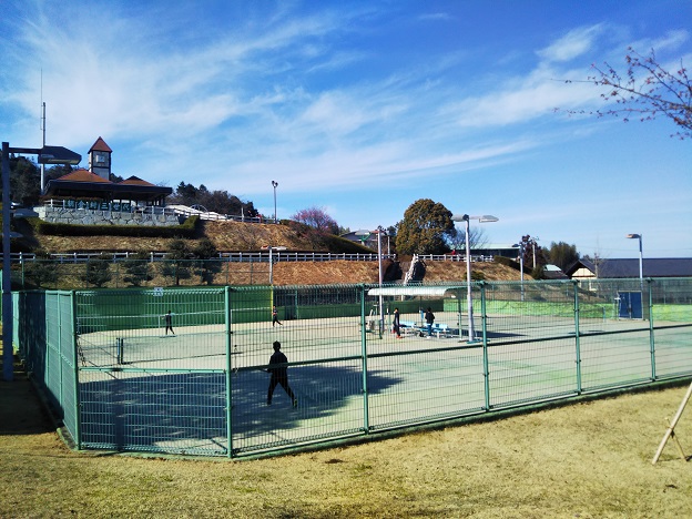 朝倉緑のふるさと公園　テニスコート