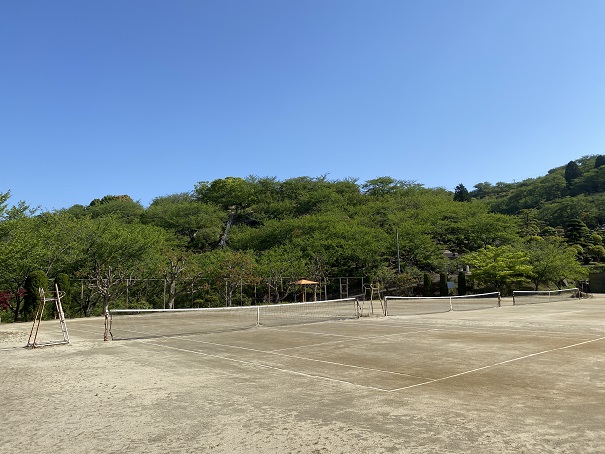 種松山公園　テニスコート