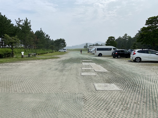 入野海岸駐車場