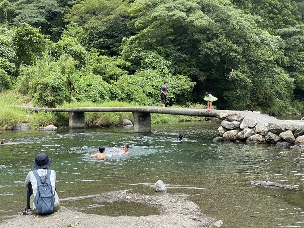 新荘川 沈下橋から飛び込み