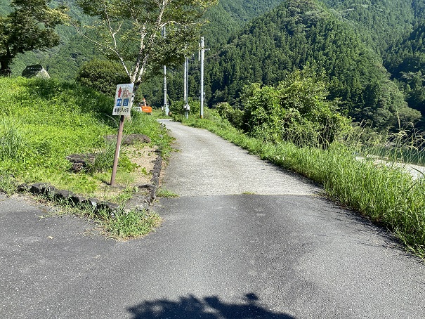 日ノ瀨キャンプ場への道