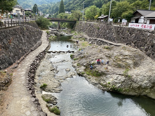 塩江温泉横　香東川