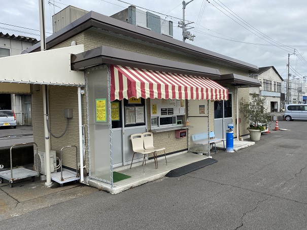 観音寺港　舟券売り場