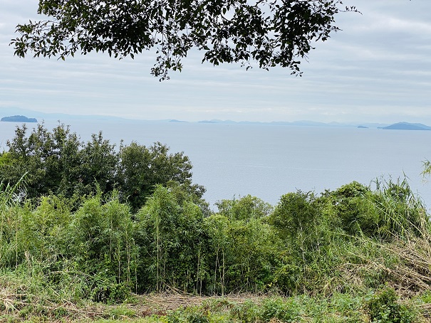 伊吹島　ハートのベンチからの景色