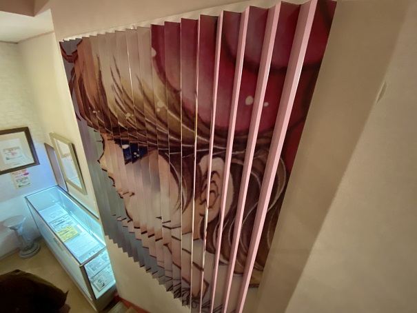 いがらしゆみこ美術館　階段の絵