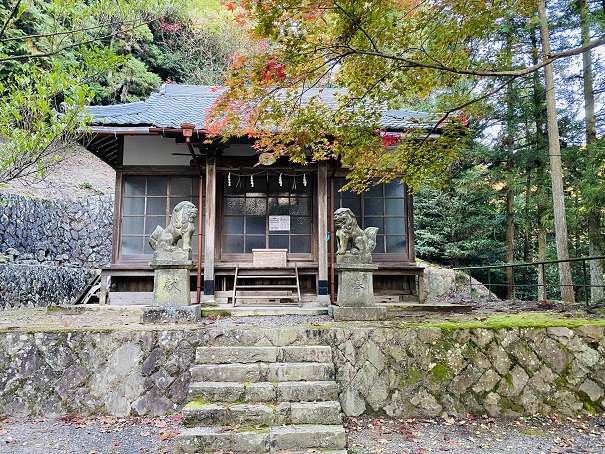 棒賀神社　本殿