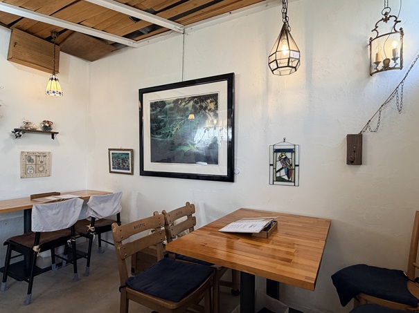 キッチンかぷりす 店内