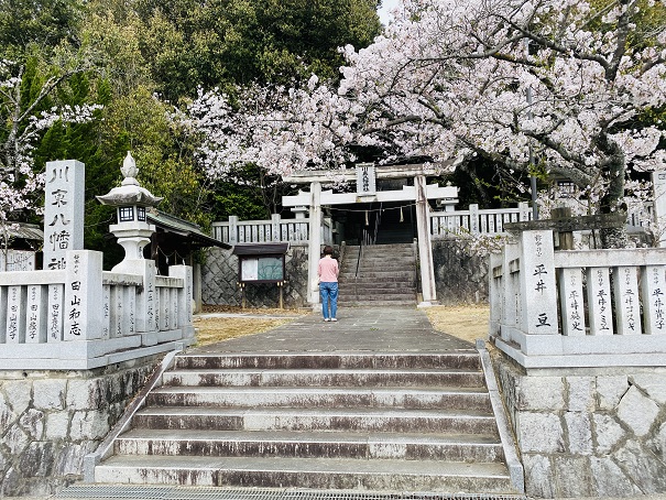 川東八幡神社　