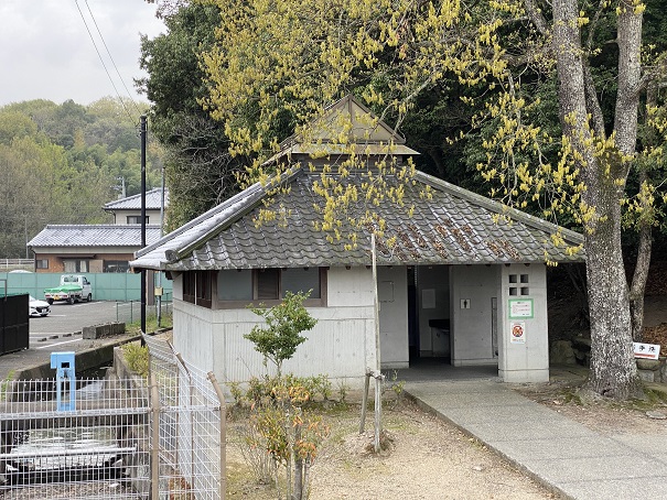 県立亀鶴公園　トイレ1