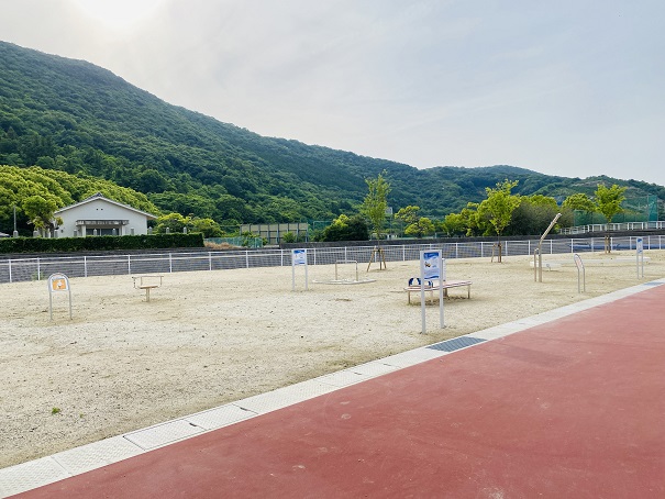 マンモスプレイパークTARUMI　健康遊具