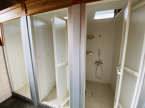 夢永海水浴場　シャワー個室