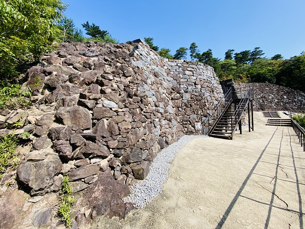 屋嶋城跡　城壁