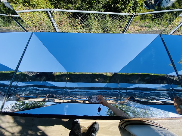 瀬戸内国際芸術祭　高見島　FLOW　窓の下面
