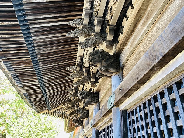 箸蔵寺　本殿　彫刻