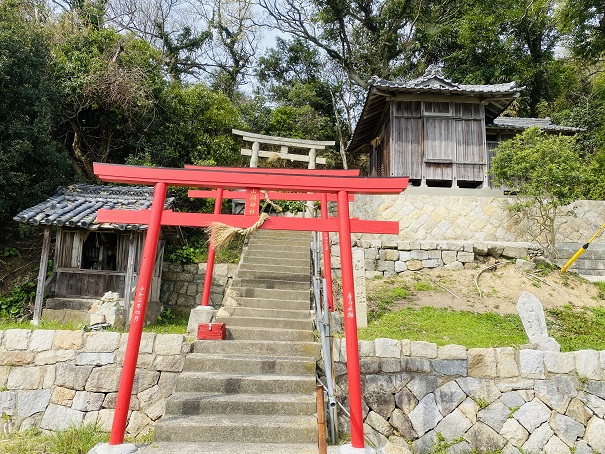 志々島　山頭神社