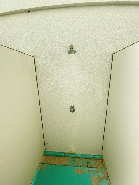 男木島海水浴場　無料シャワー