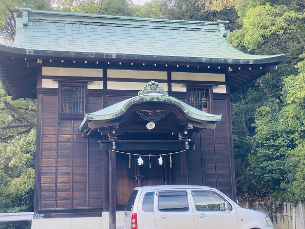 屋島神社　神庫