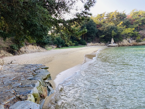 沙弥島　オソゴエの浜