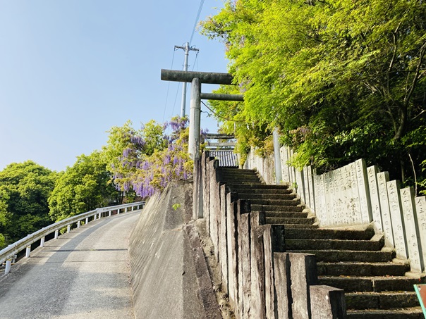 藤尾八幡神社　入口
