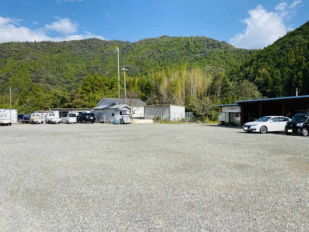 NOZU ADVENTURE TOURISM　駐車場