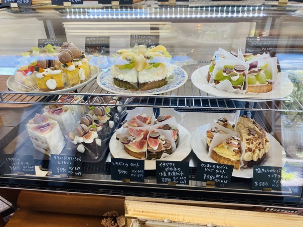 ひなうたcafe　ケーキ