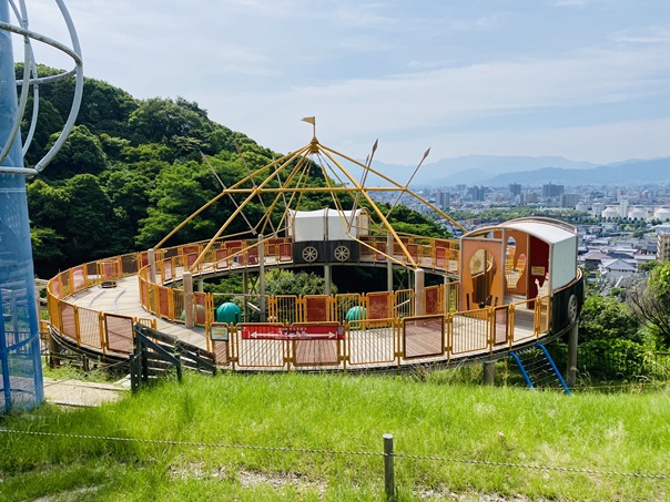 松山総合公園　坊っちゃん夢ランド　円の大型遊具