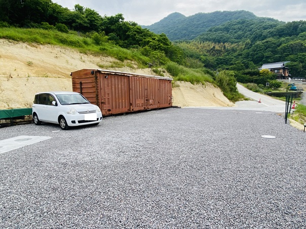 想注-sosogu-　駐車場