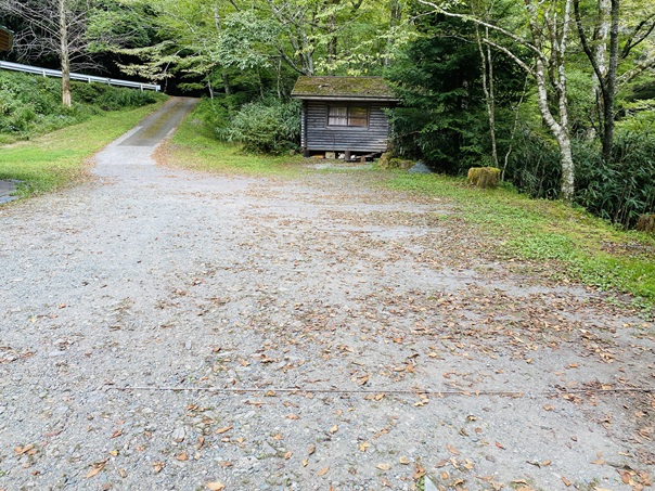 小田深山渓谷　駐車場