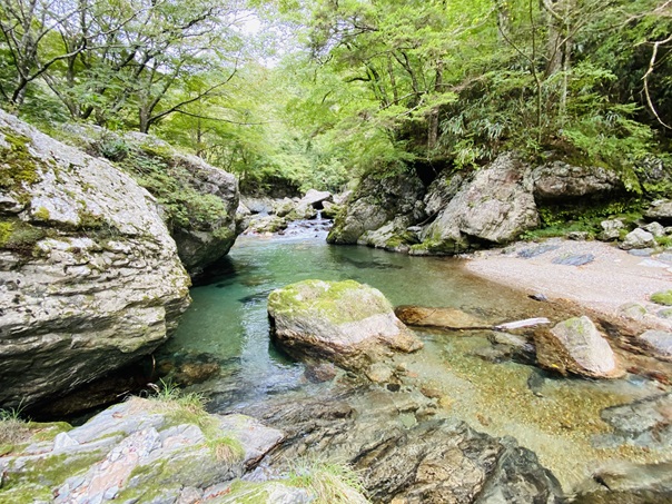 小田深山渓谷　黒川