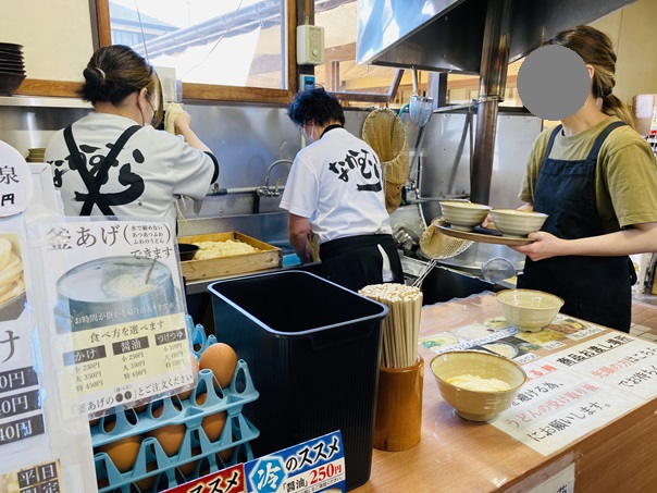 なかむらうどん　注文カウンター