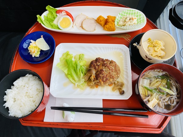 ギャラリーカフェ華々　本日のランチ