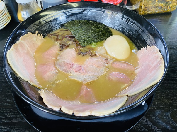 とんこつラーメンたでや　豚骨チャーシュー