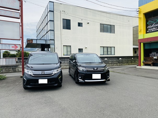 ラーメン川裕　駐車場