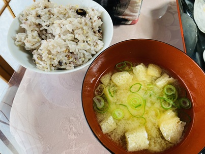 絹の館　日替わり定食　ごはん味噌汁