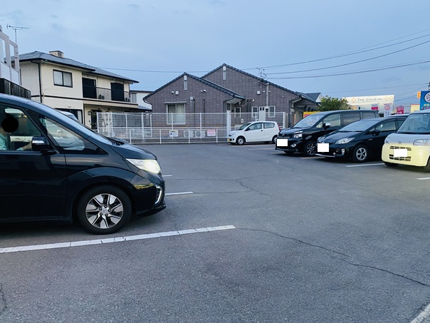 串揚げ くし彦　駐車場