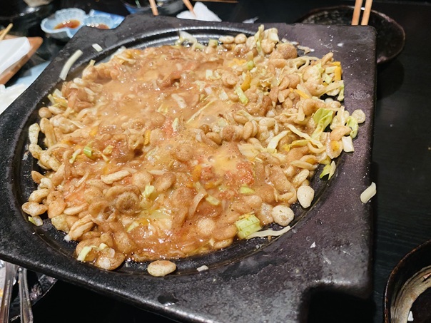 串揚げ くし彦　チーズと明太子のもんじゃ焼きできあがり