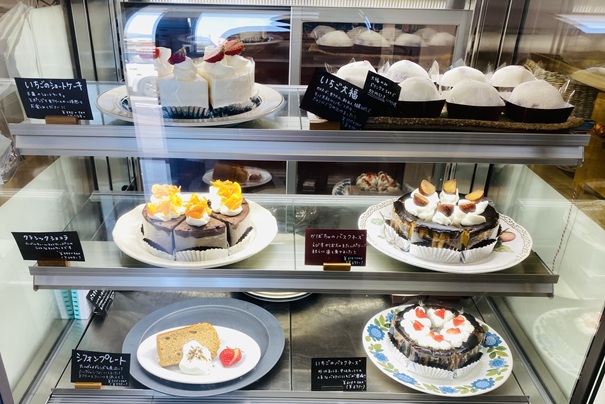 cafe ten.ten. （カフェテンテン）ケーキ
