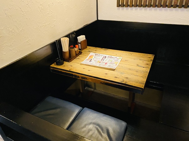くしわか店内風景と座席