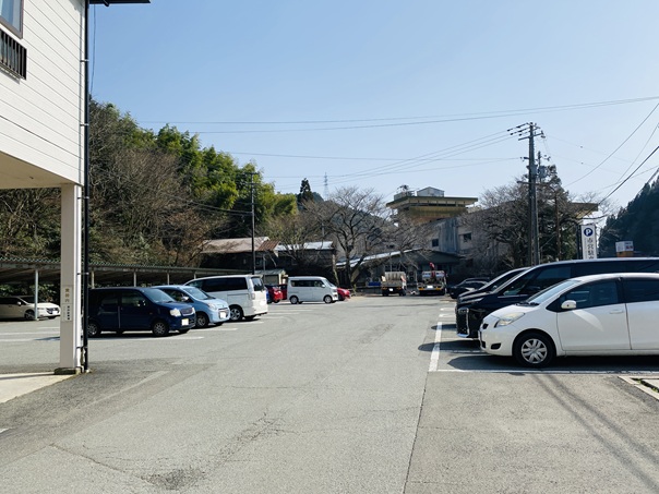 湯原温泉ミュージアム　市営駐車場