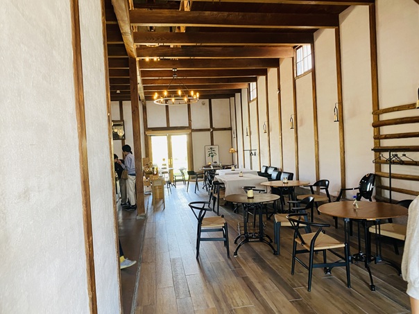 蔵音　店内