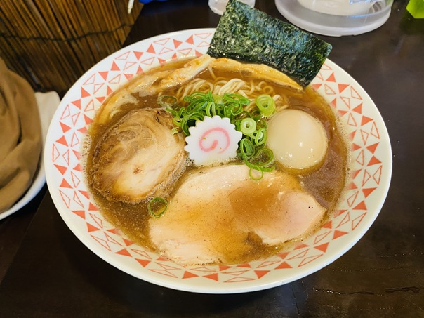黄昏タンデム　黄昏醤油そば　半熟玉子
