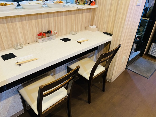 花萌葱　店内風景と座席