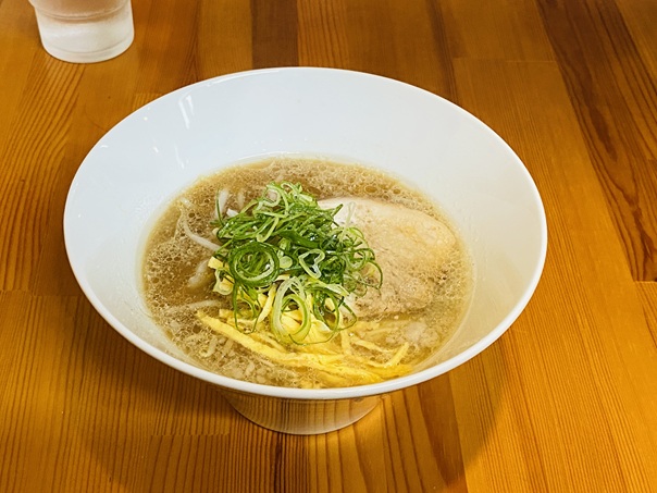 焼き鳥 梵天丸 とんこつ醤油ラーメン